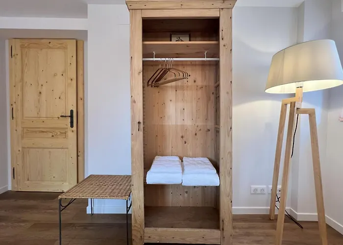 La Maison Aux 5 Croix