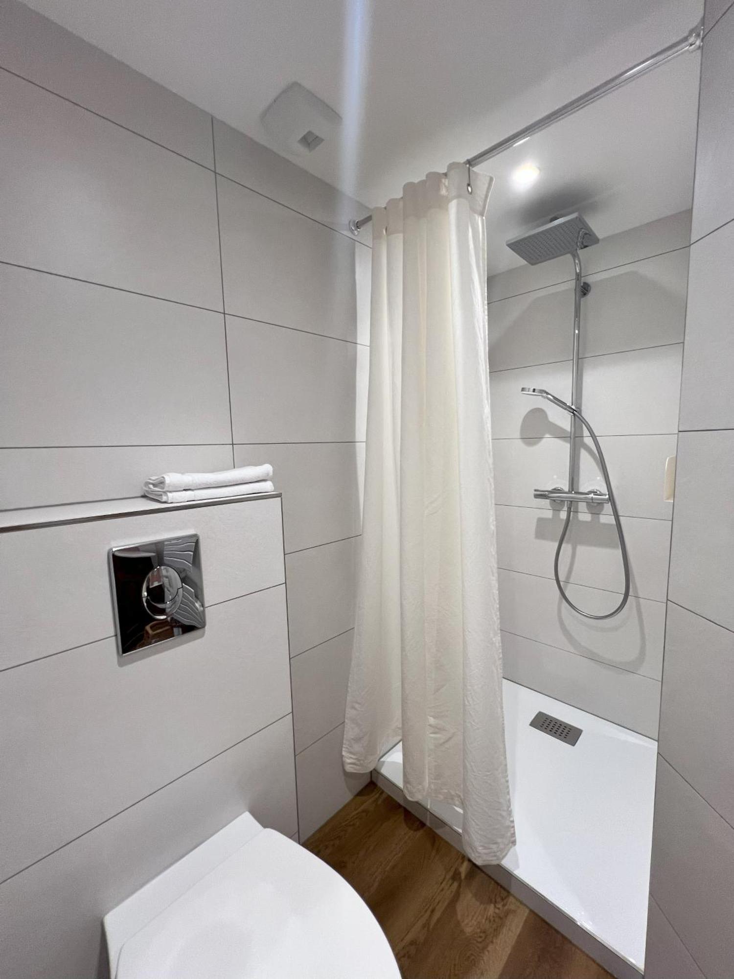 La Maison Aux 5 Croix Hébergement de vacances *